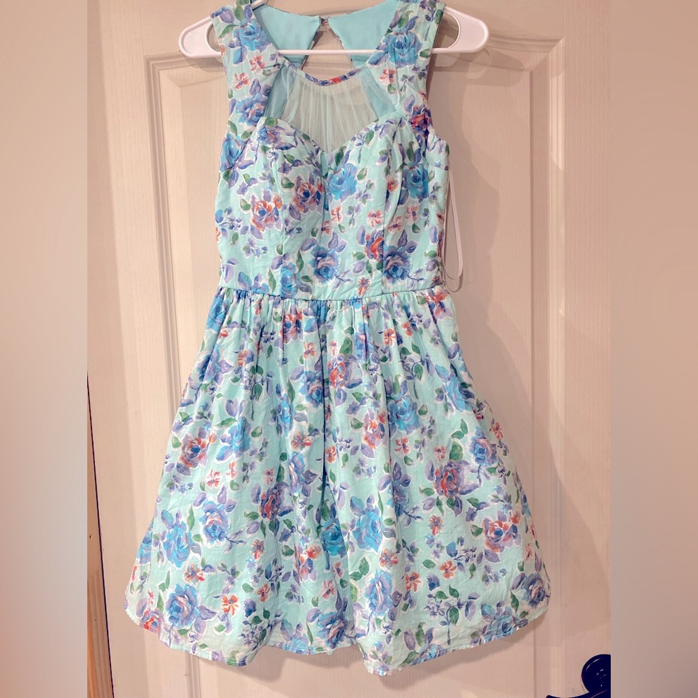 Light blue floral Jodi Kristopher vintage dress 👗 ✨